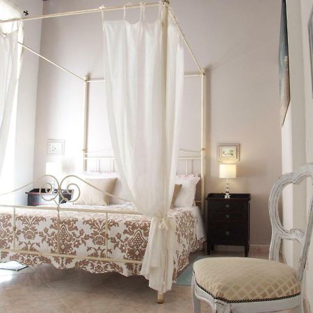 New Romantic Suite Кальяри Экстерьер фото